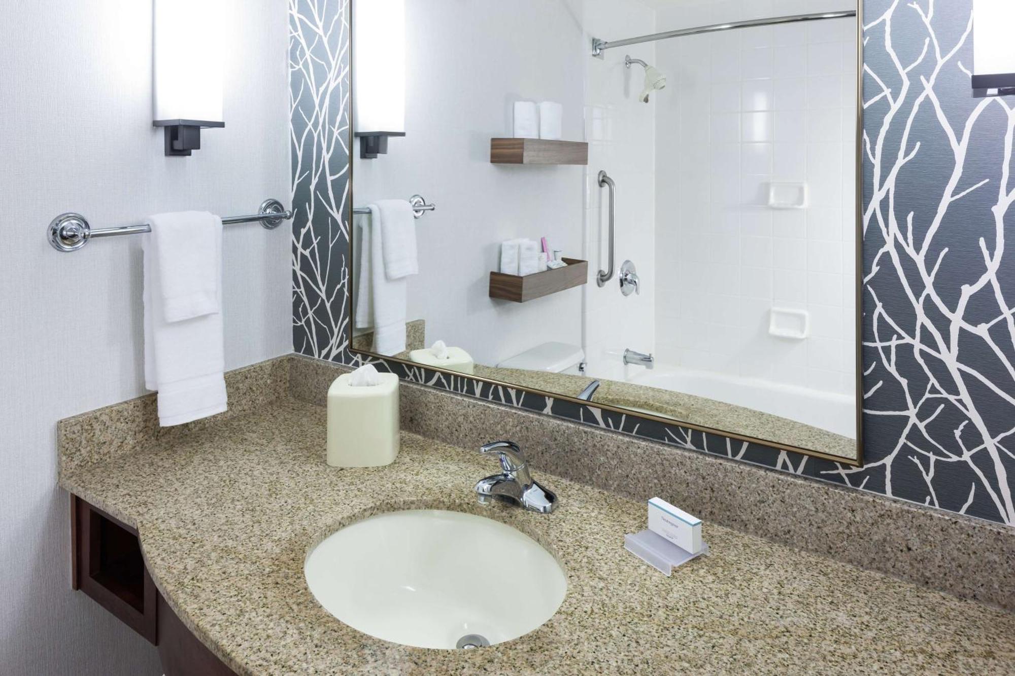 Hilton Garden Inn Sacramento/South Natomas Εξωτερικό φωτογραφία